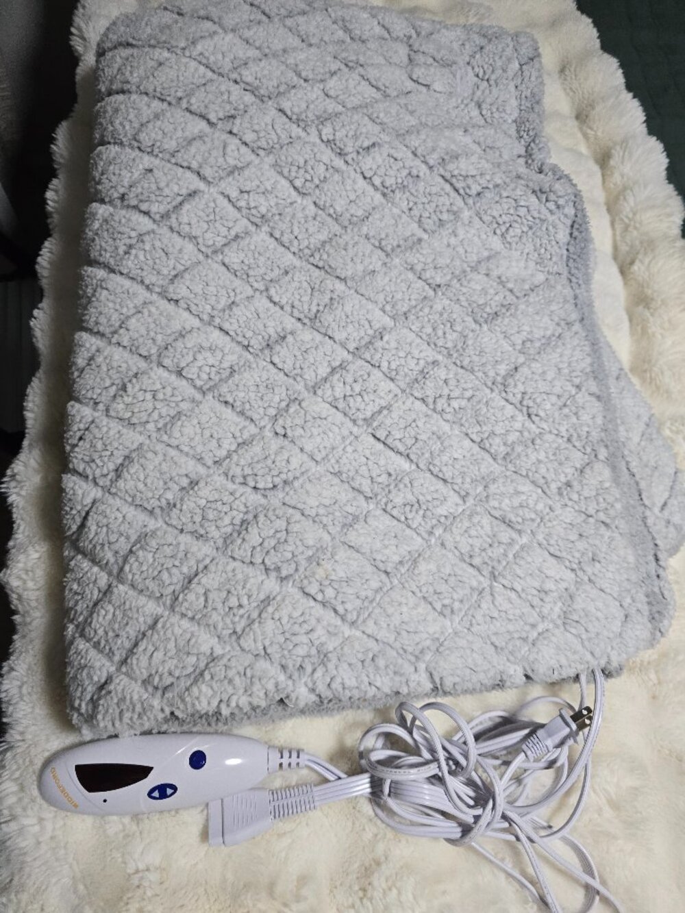 Biddeford Heated throw blanket